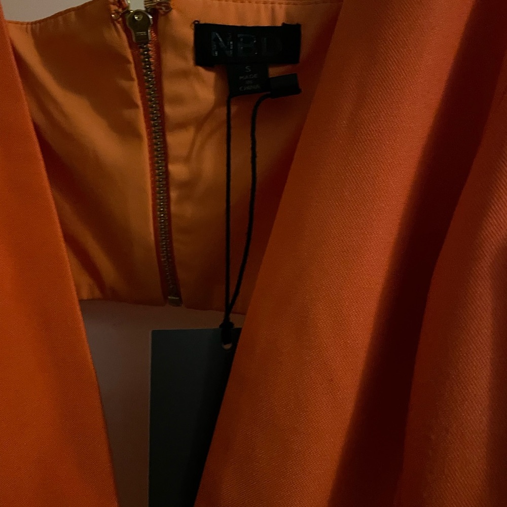 NBD orange Cutout Mini Dress NWT - Picture 3 of 5
